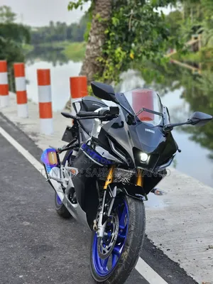Yamaha R15M 2024 Silver