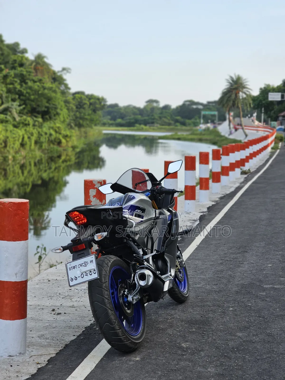 Yamaha R15M 2024 Silver