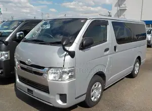 Toyota HiAce 2021 Silver