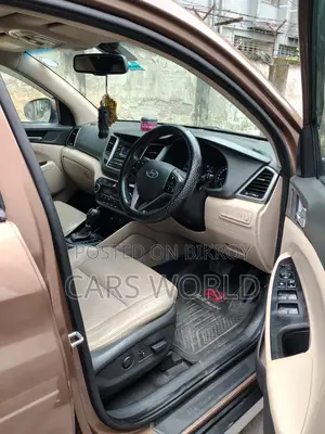 Hyundai Tucson Sport All-Wheel Drive 2016 Brown