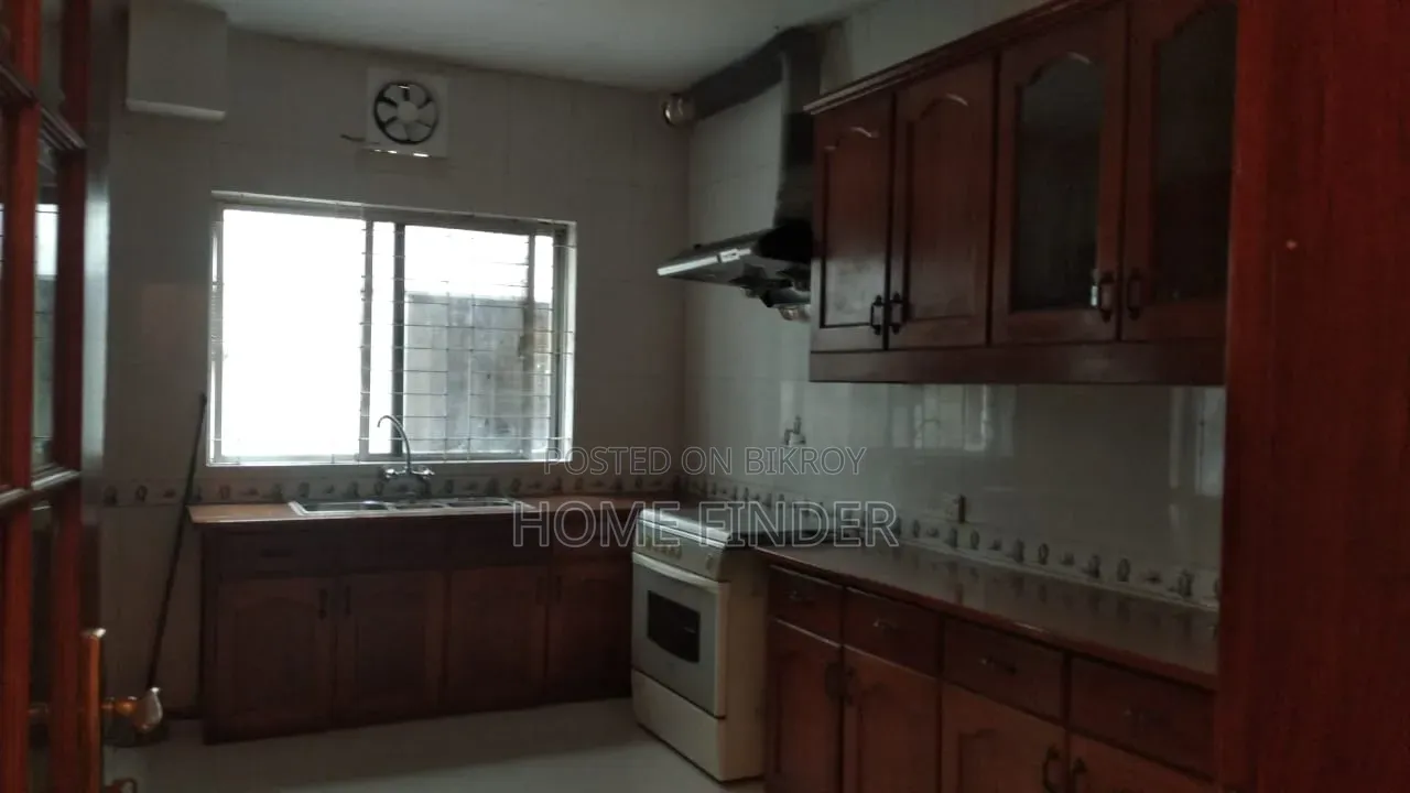 3bdrm Apartment in Gulshan for rent