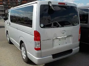 Toyota HiAce 2021 Silver