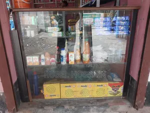 Shop Showcases