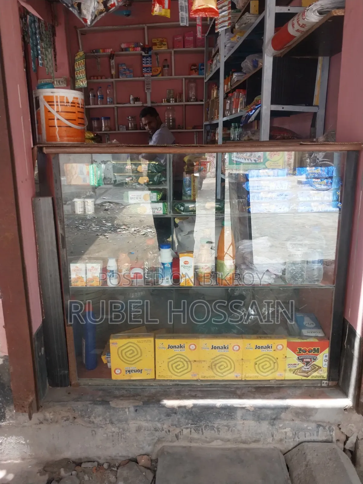Shop Showcases