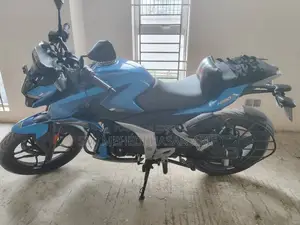 Bajaj Pulsar N160 2023 Blue