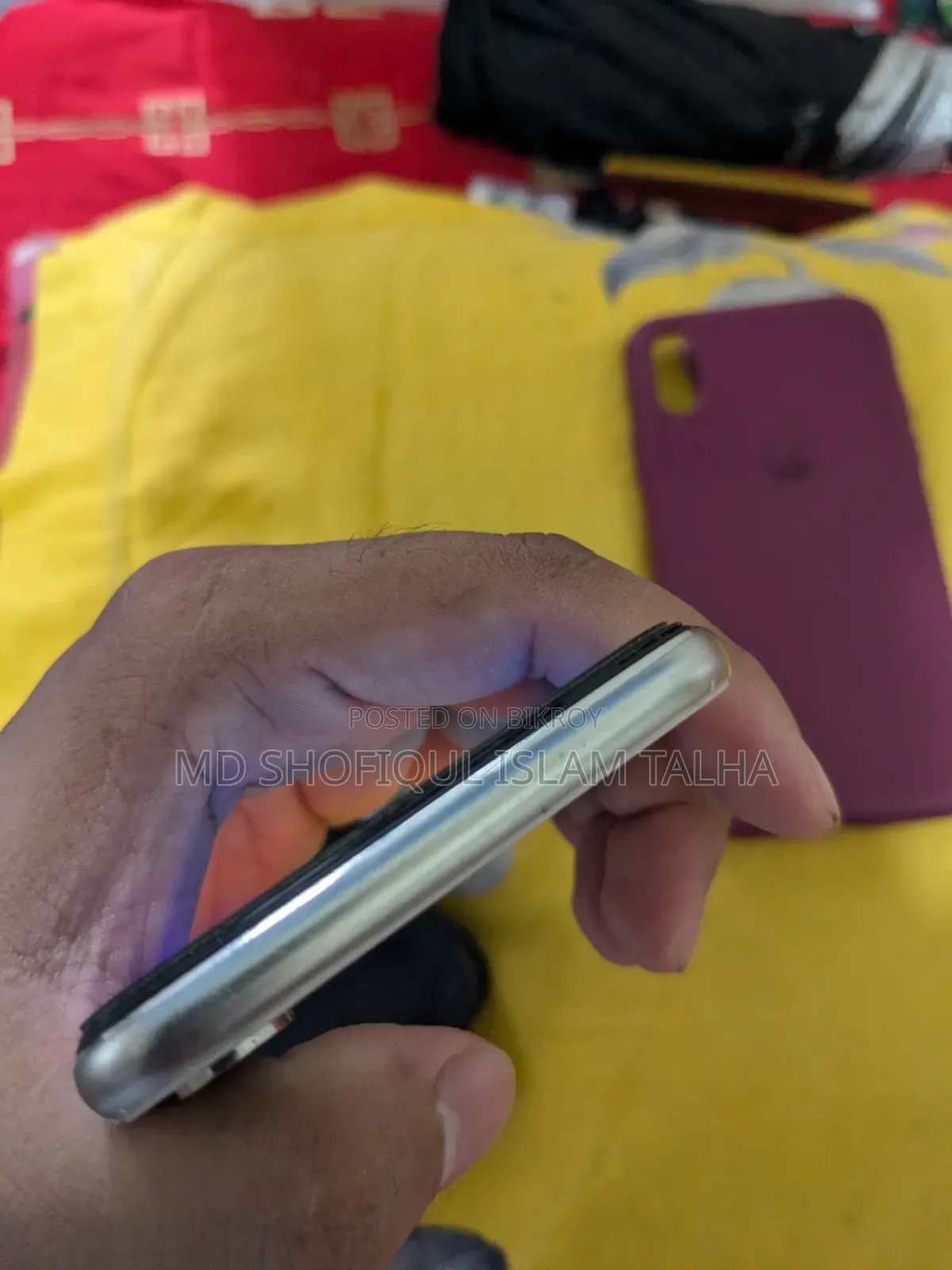 অ্যাপল আইফোন এক্স ৬৪ জিবি সাদা