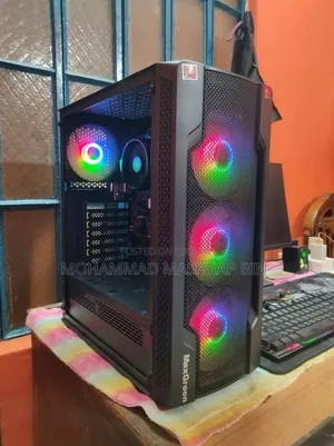 Desktop Computer 8GB AMD Ryzen 5 SSD 640GB