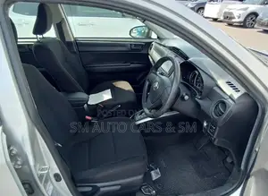Toyota Corolla Fielder 1.5 Petrol FWD 2021 Silver