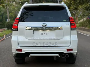 Toyota Land Cruiser Prado 2.7 2018 Pearl