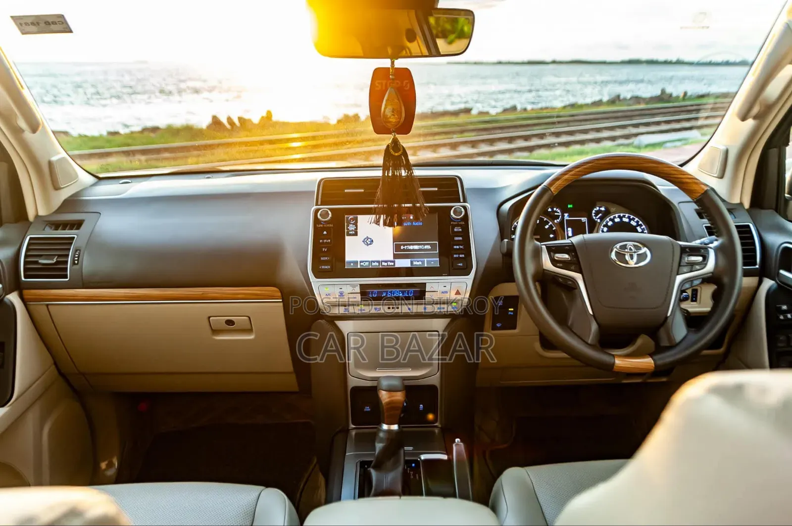 Toyota Land Cruiser Prado 2.7 2018 Pearl