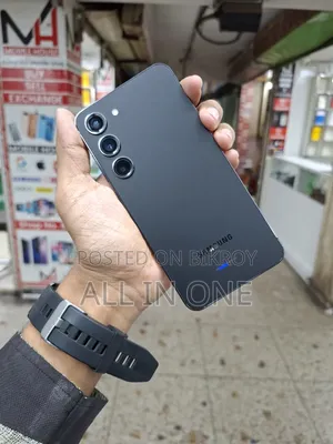 স্যামসাং গ্যালাক্সি এস২৩ ১২৮ জিবি ব্ল্যাক