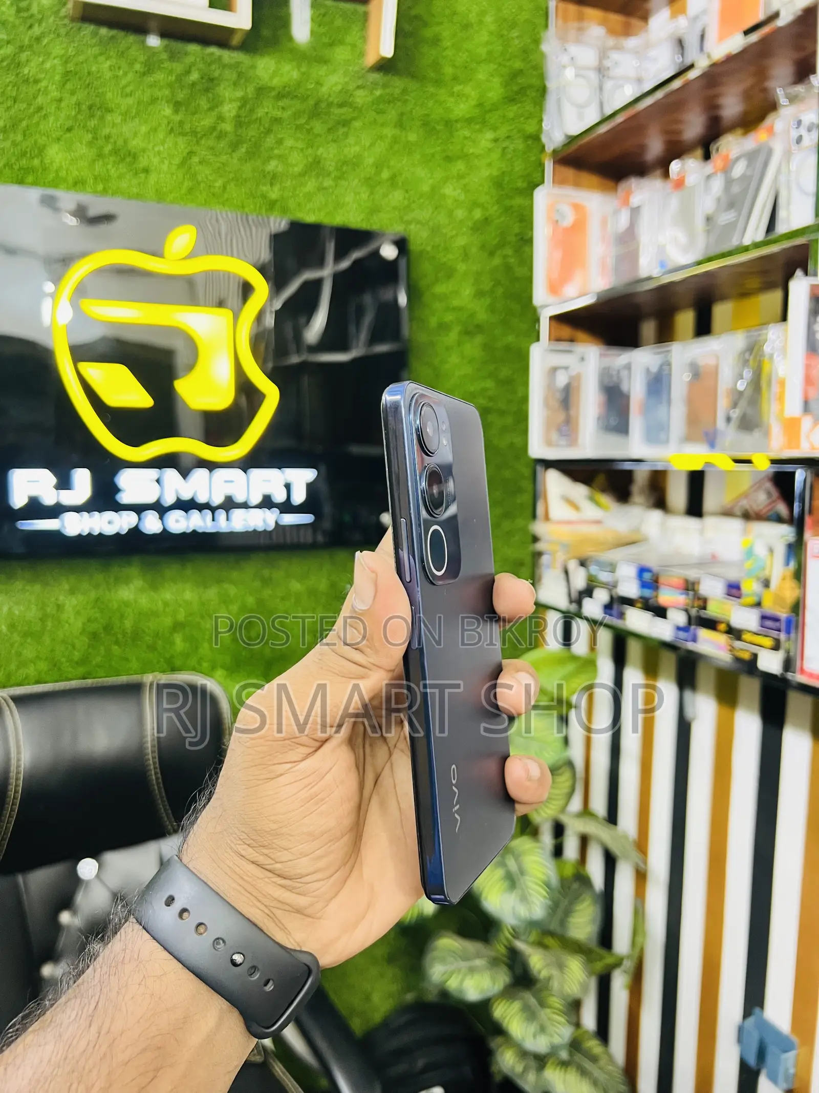 ভিভো ওয়াই২৯ ১২৮ জিবি কালো