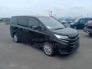 Toyota Noah 1.8 Front Wheel Drive Hybrid (7 Seater) 2021 Black