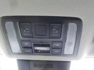 Toyota Noah 2022 Pearl
