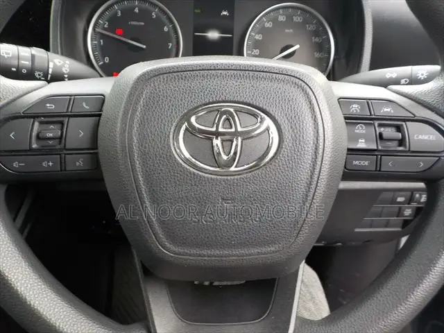 Toyota Noah 2022 Pearl