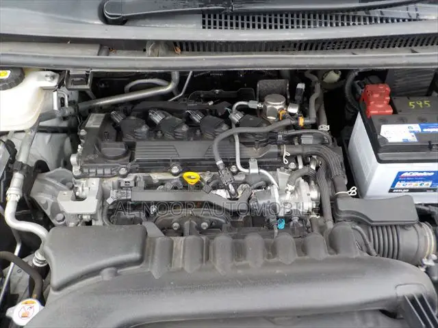 Toyota Noah 2022 Pearl