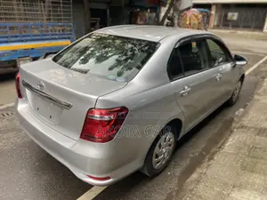 টয়োটা অ্যাক্সিও ১.৫ এক্স ২ডাব্লিউডি ২০২০ সাদা