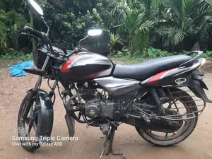 বাজাজ ডিসকভার ১১০ ২০১৯ কালো