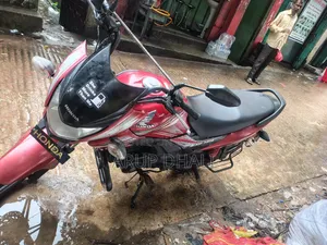 Honda CB 2020 Red