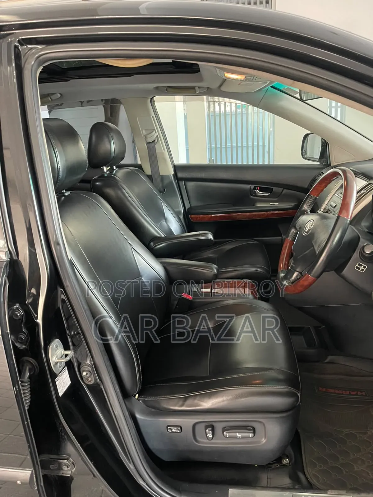 Toyota Harrier 240G L Package 2004 Black