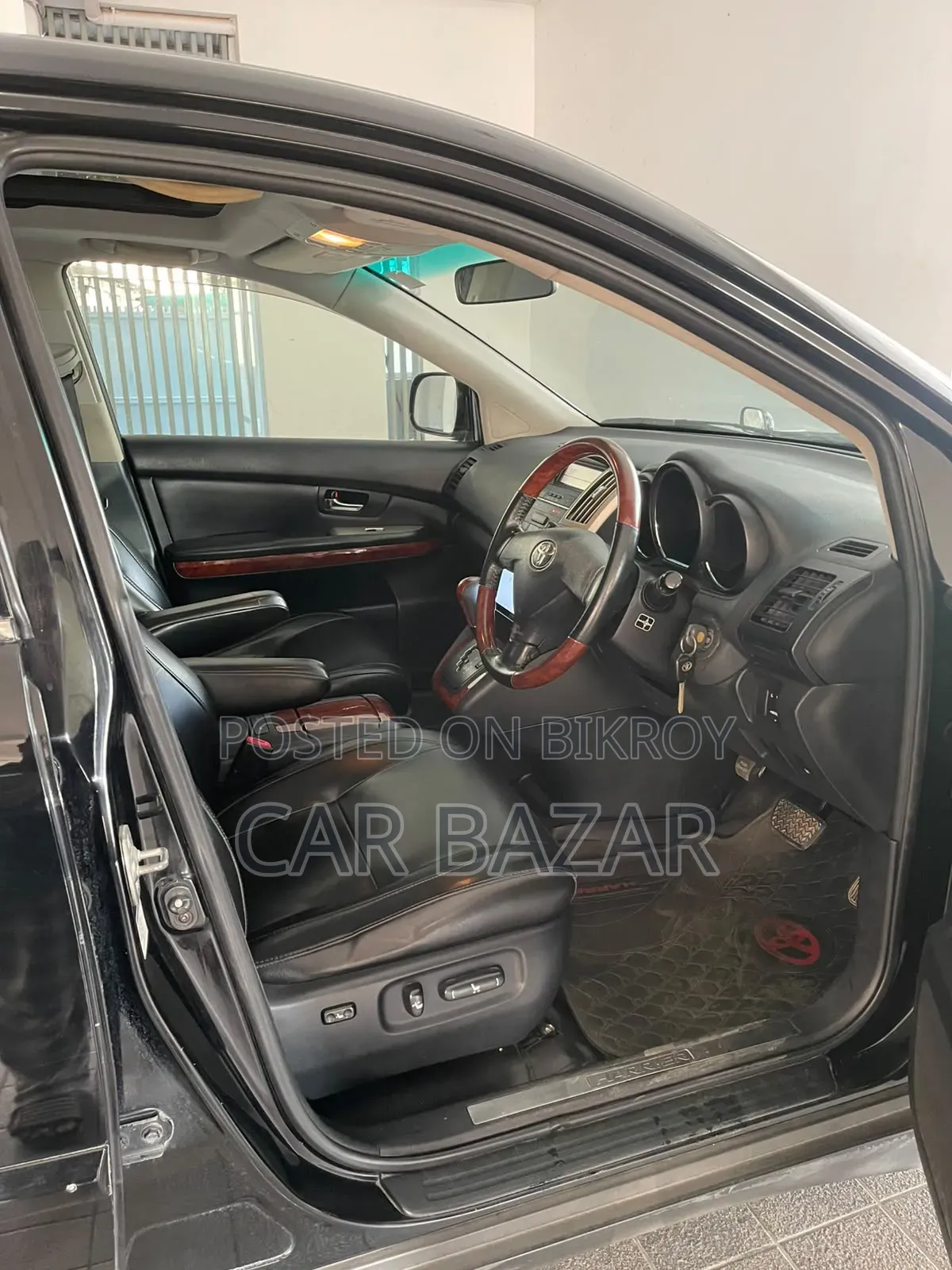 Toyota Harrier 240G L Package 2004 Black