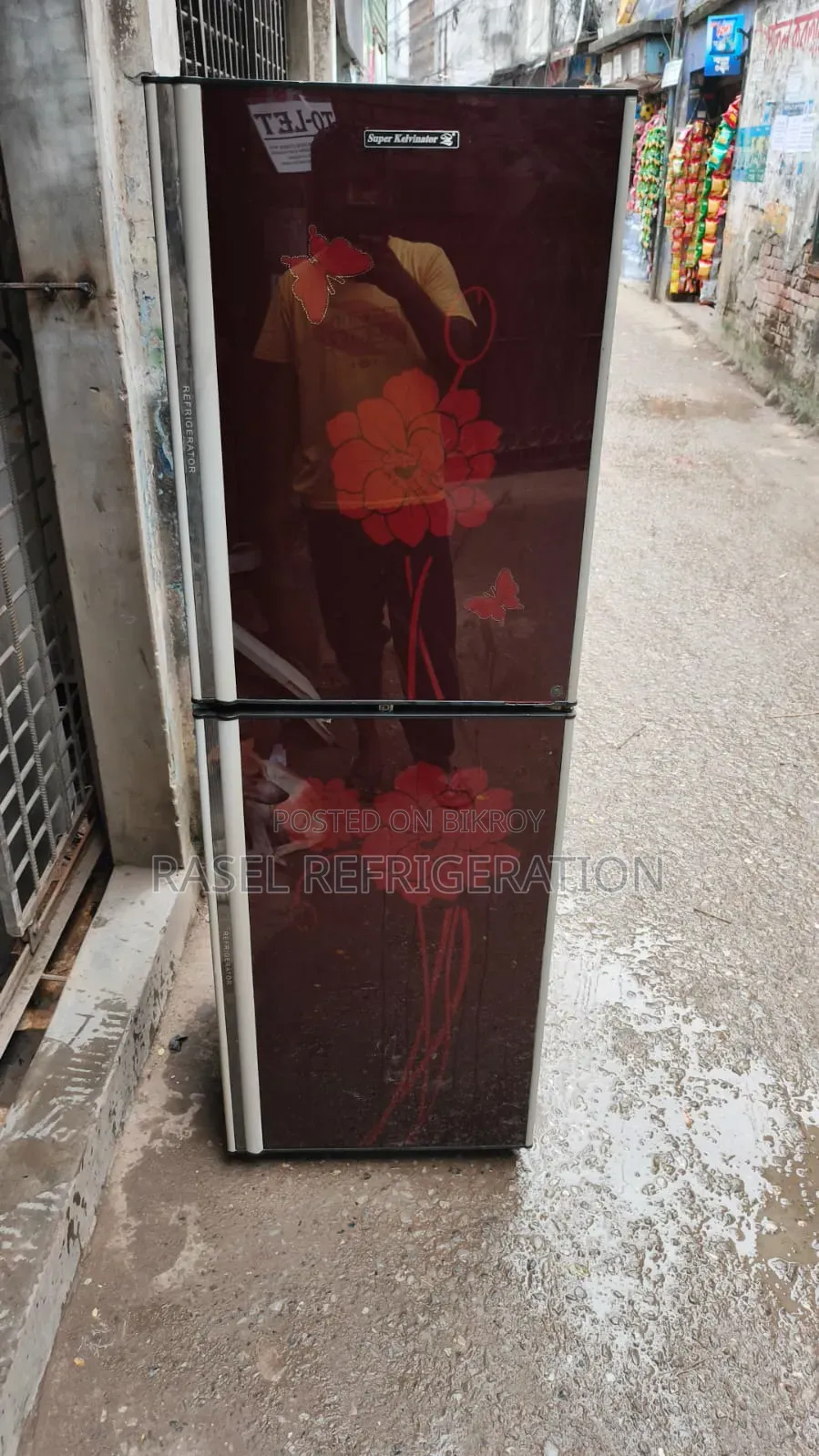 300 Litre Running Kelvinator Fridge for Sale.