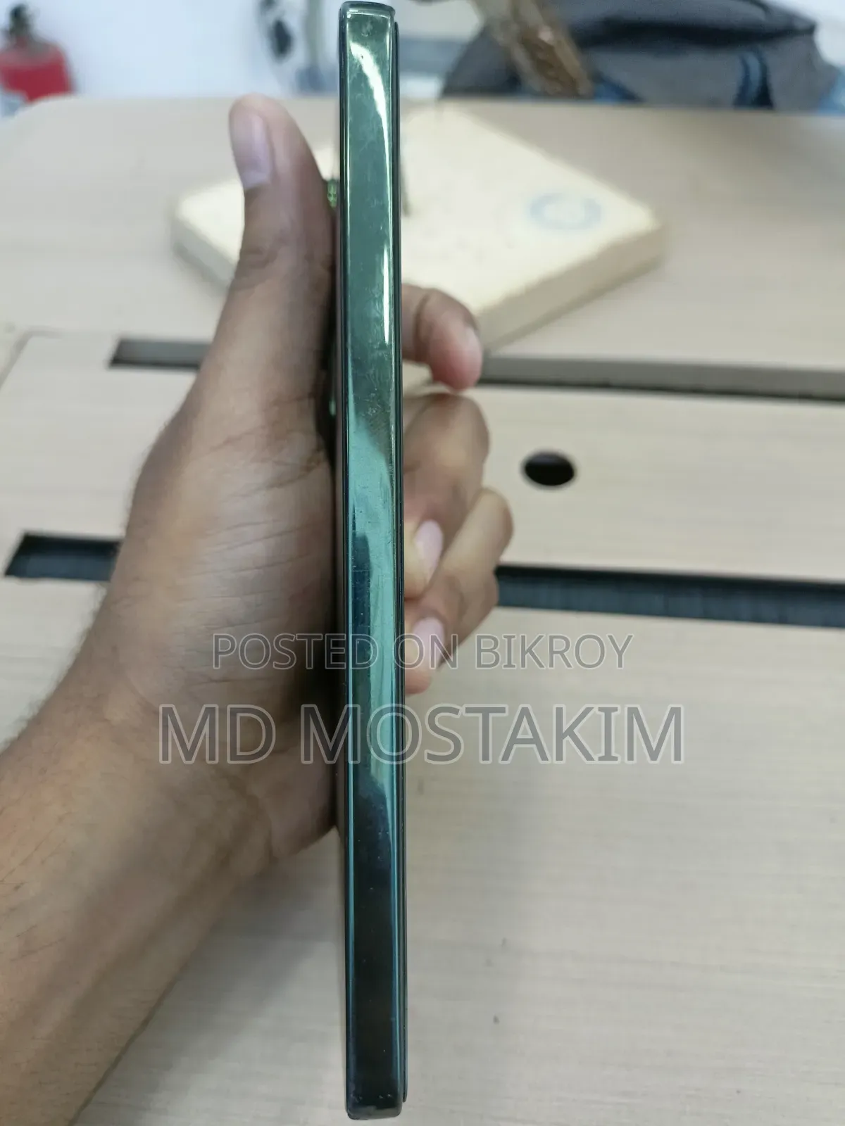 নতুন ভিভো ওয়াই৪০০ ২৫৬ জিবি গ্রিন