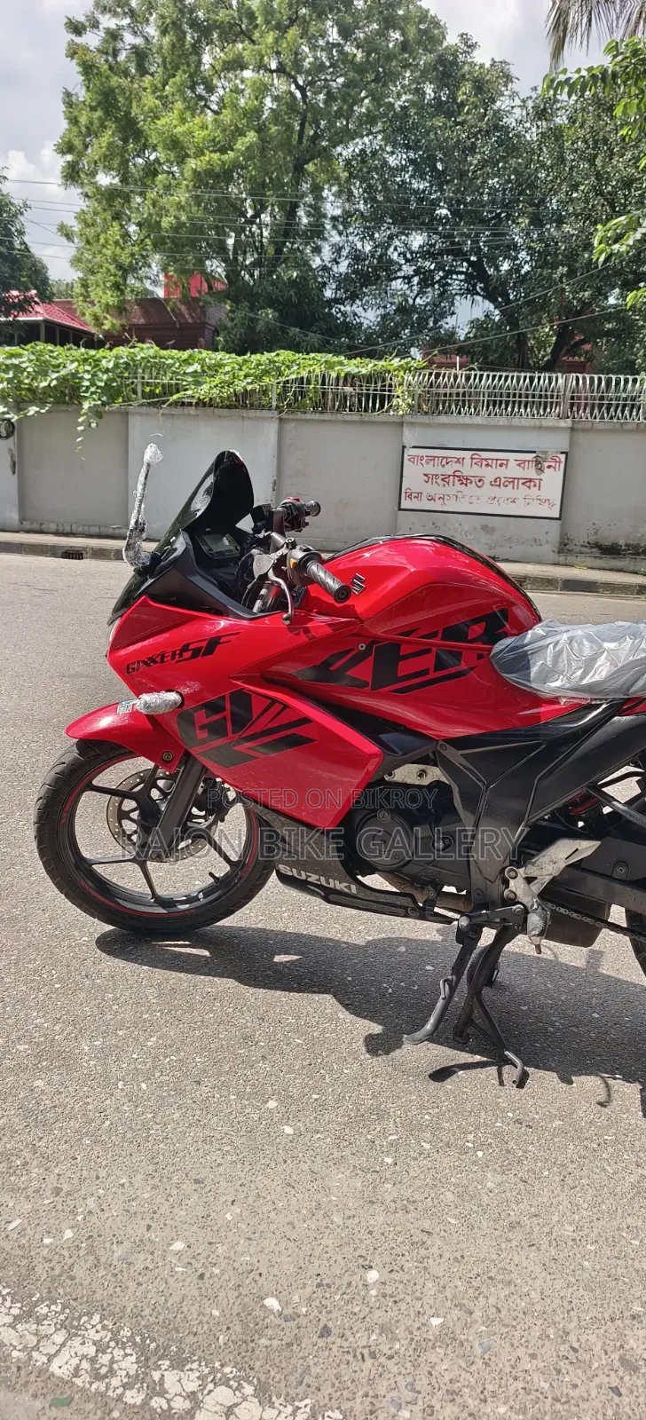 New Suzuki Gixxer SF 2022 Red