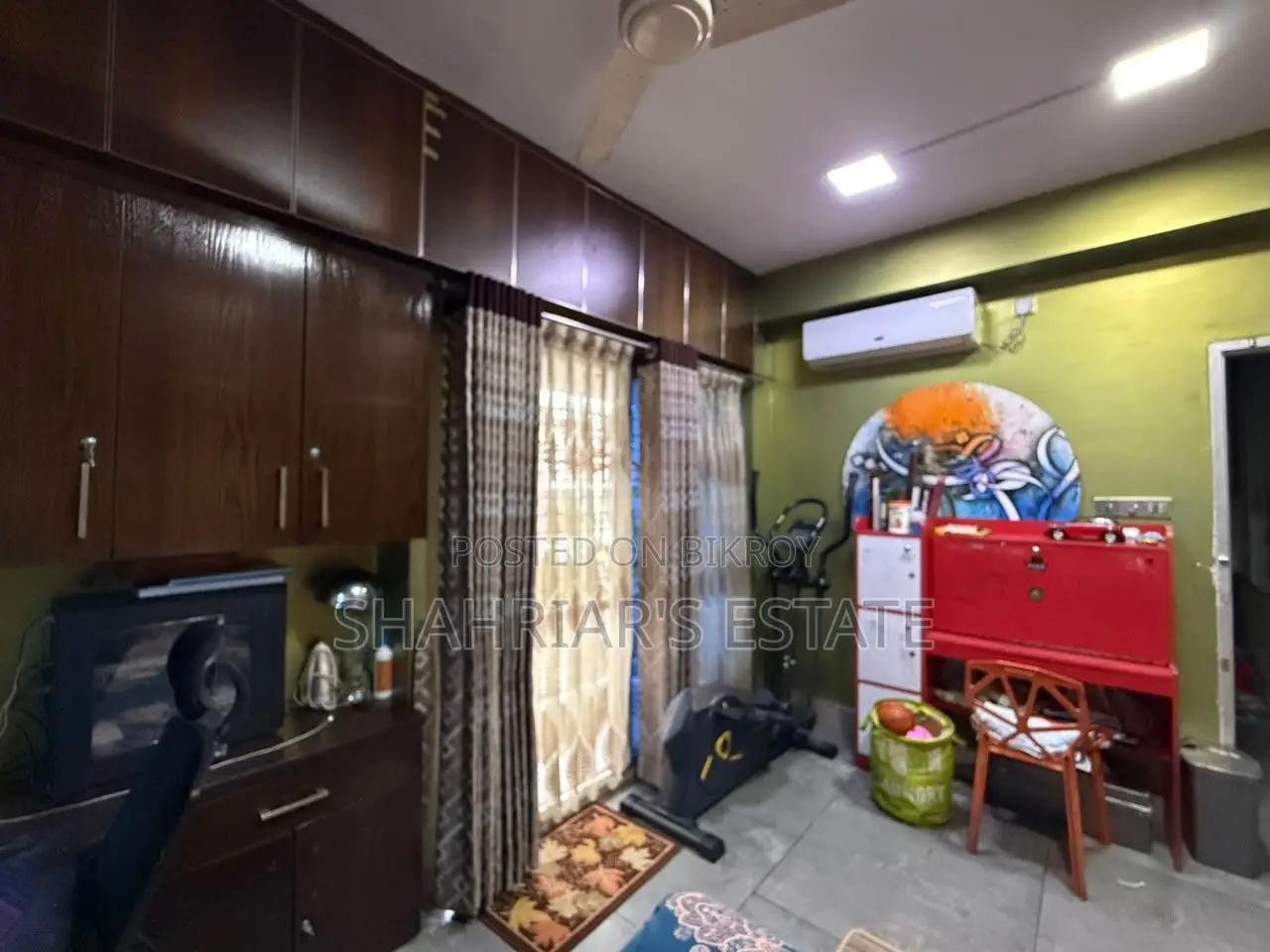 Furnished 3 Bedroom Apartment in Shahjadpur for Sale