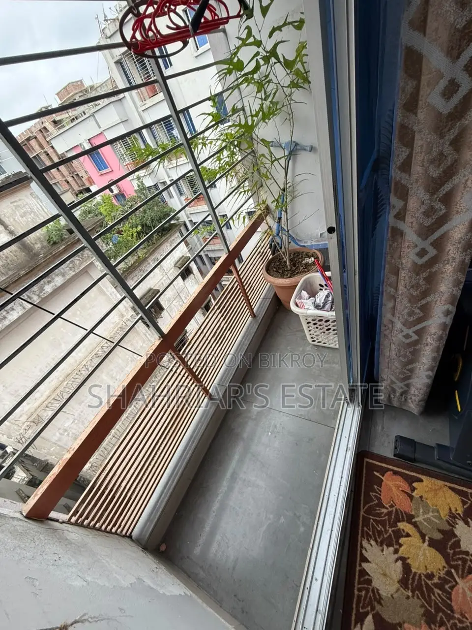 Furnished 3 Bedroom Apartment in Shahjadpur for Sale