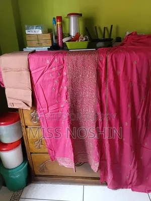 সালোয়ার কামিজ