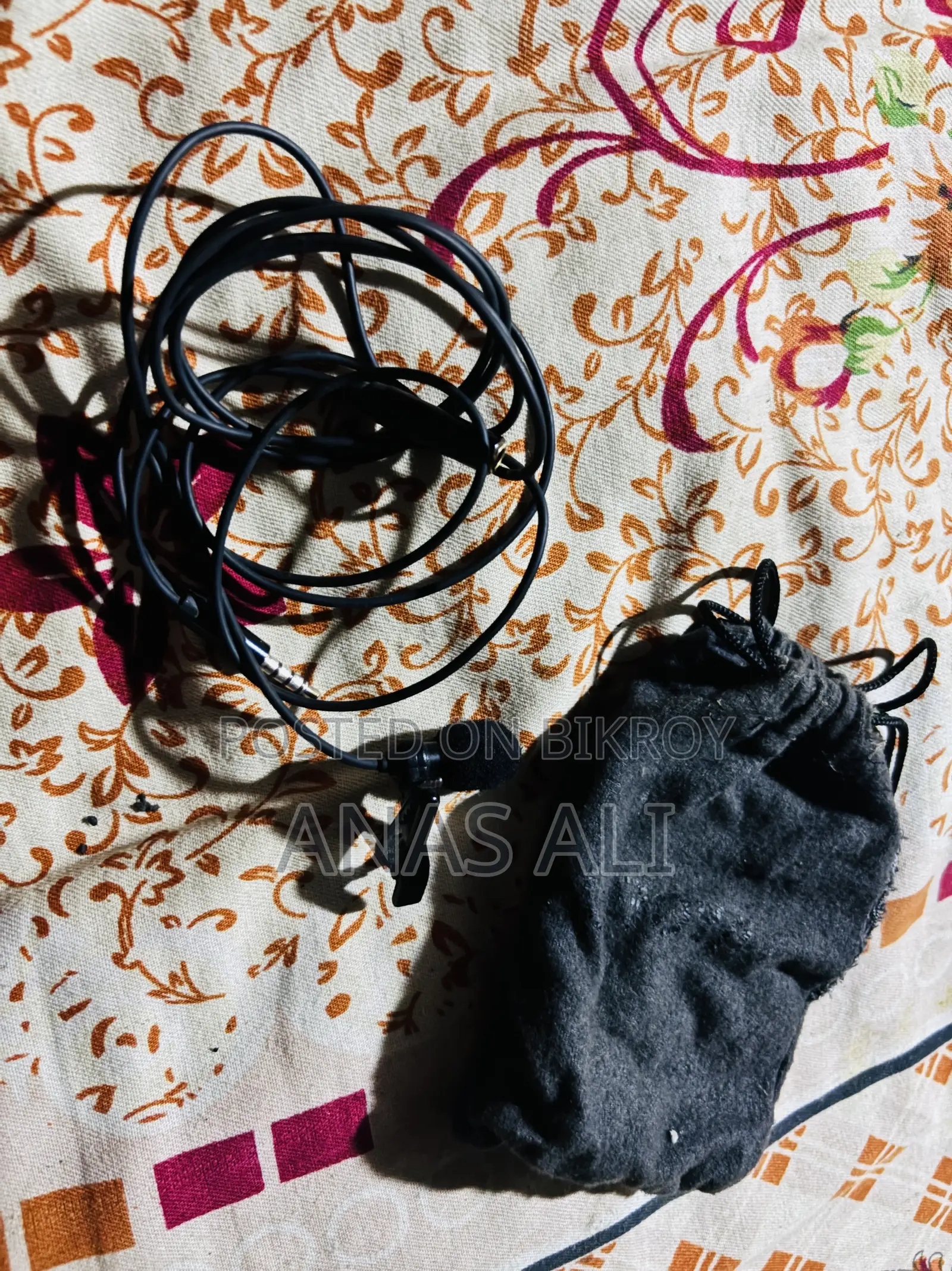 ল্যাভালিয়ার (ক্লিপ-অন) মাইক্রোফোন