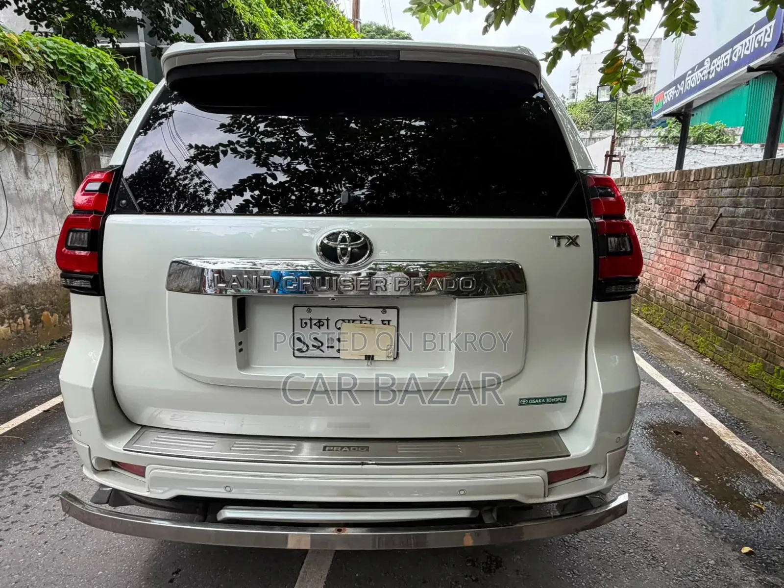টয়োটা ল্যান্ড ক্রুজার প্রাডো ২.৭ ২০১৮ পার্ল