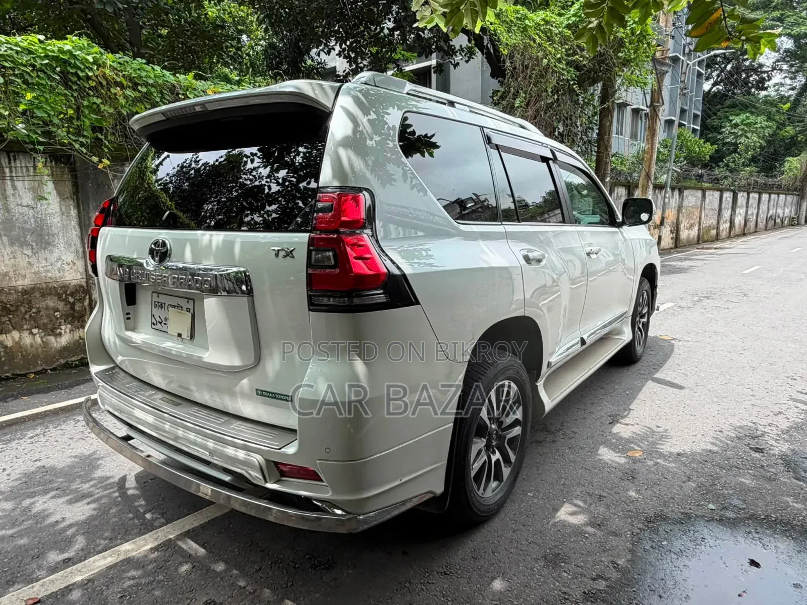 টয়োটা ল্যান্ড ক্রুজার প্রাডো ২.৭ ২০১৮ পার্ল