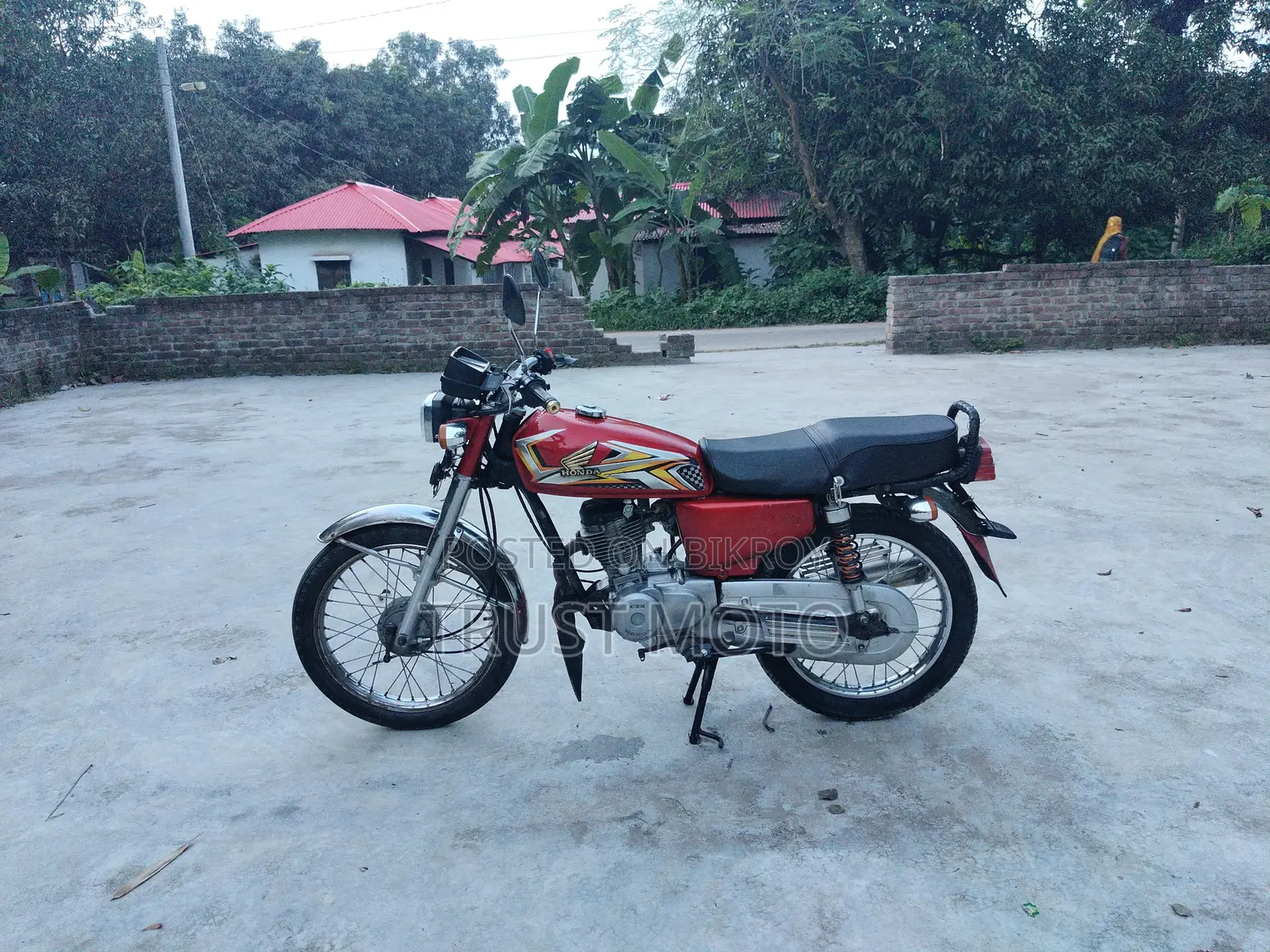 Honda 2003 Red