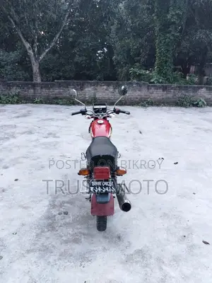 Honda 2003 Red