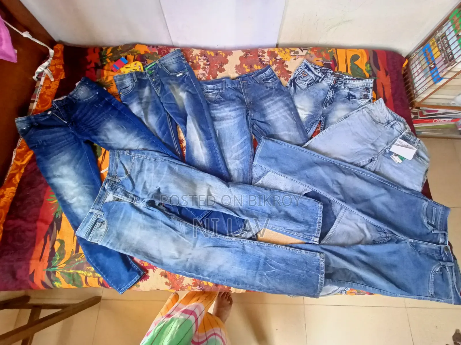 Premium Export Quality Men's Jeans Pant | New & Used | Good Condition.