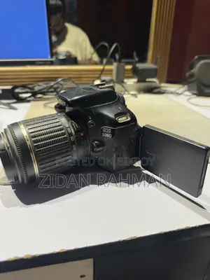 Canon 600D with 55-200 Zoom Lens