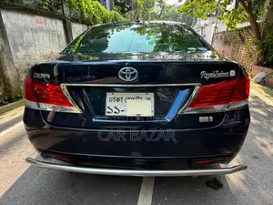 Toyota Crown 2014 Blue