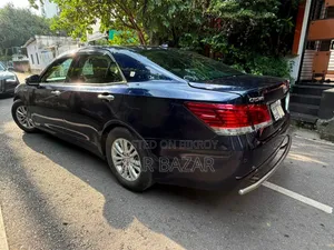 Toyota Crown 2014 Blue