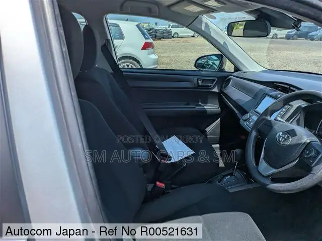 Toyota Axio 2021 Silver