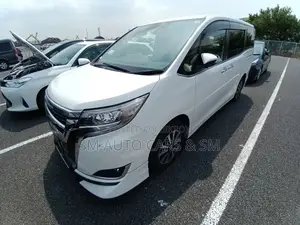 টয়োটা এসকয়ার ২০২০ পার্ল