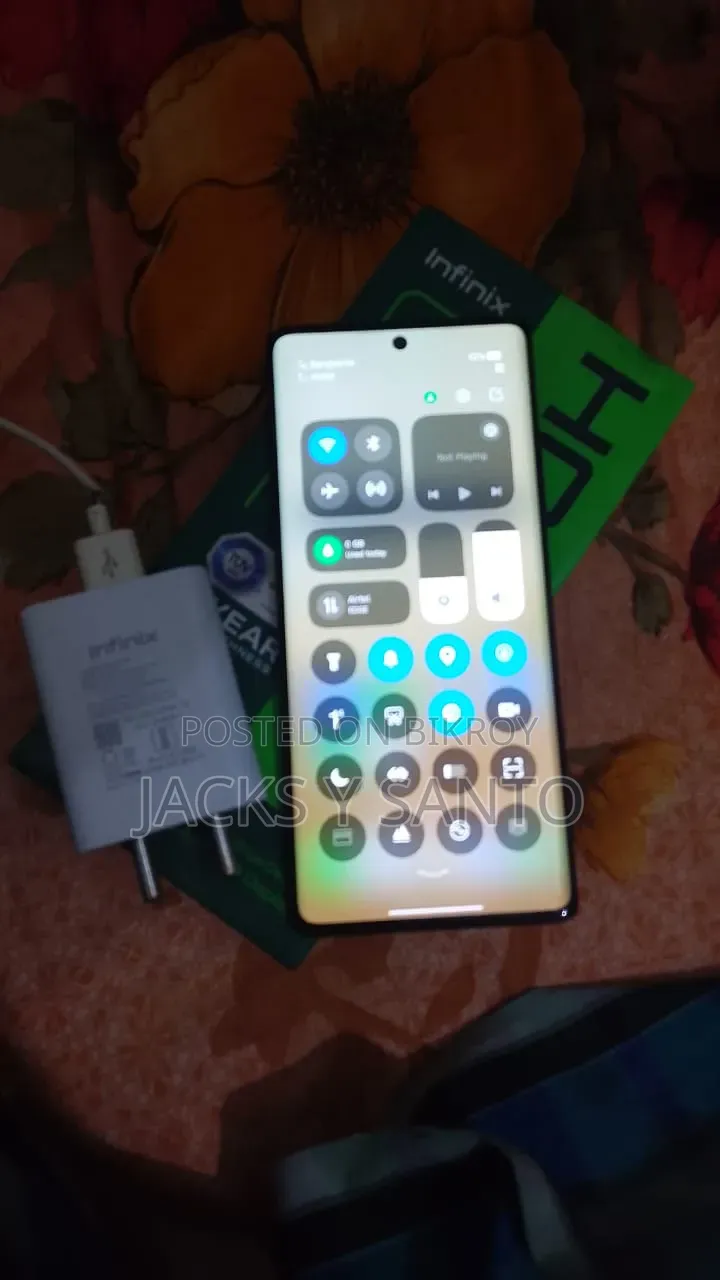 ইনফিনিক্স হট ৫০ প্রো প্লাস ৪জি ২৫৬ জিবি ব্ল্যাক