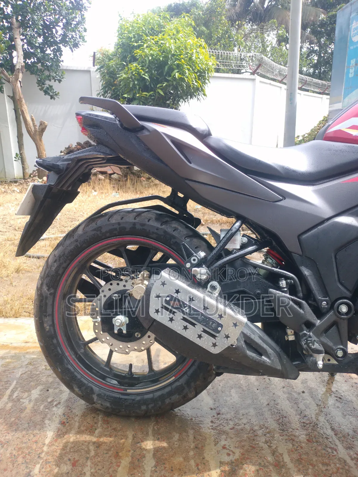 Honda Hornet 2.0 2026 Red