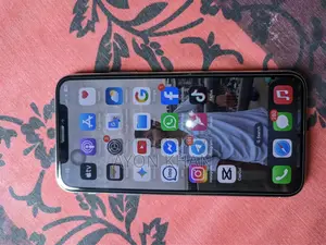 অ্যাপল আইফোন এক্স ৬৪ জিবি হোয়াইট