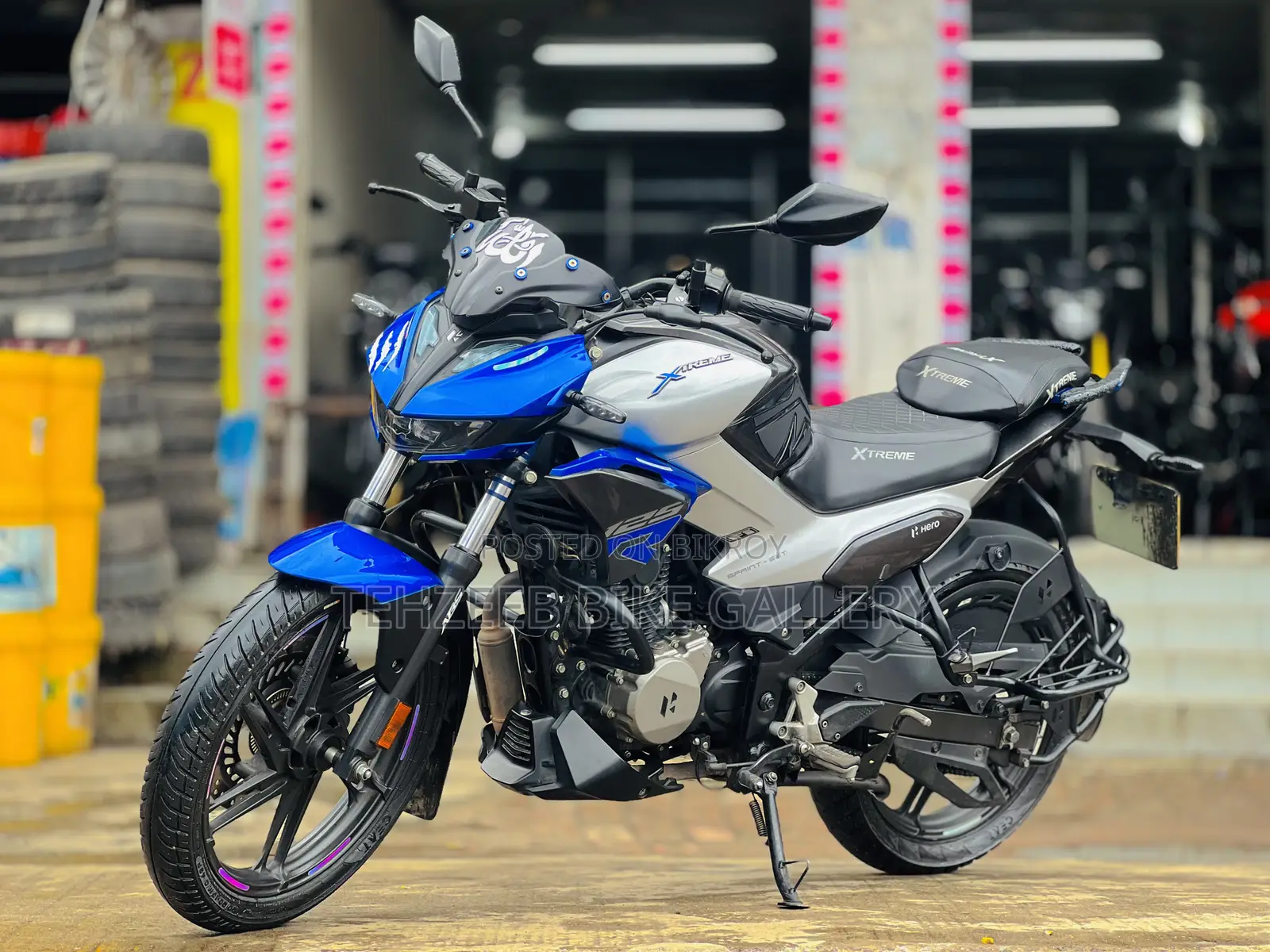 হিরো এক্সট্রিম ১২৫আর ২০২৫ নীল