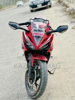 হোন্ডা সিবিআর ২০১৭ লাল
