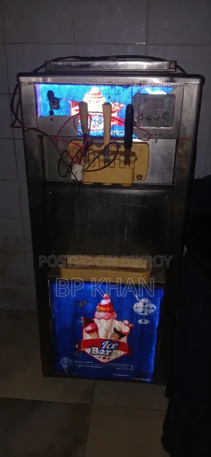 সফটি আইসক্রিমের মেশিন