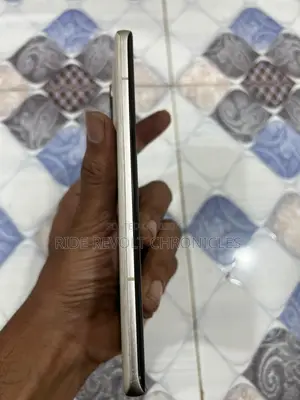 মোটোরোলা এজ ৫০ আল্ট্রা ৫১২ জিবি গ্রাফাইট