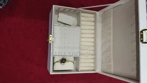 থ্রি লেয়ার জুয়েলারি বক্স